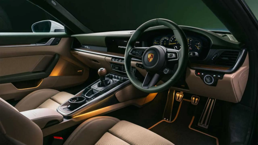 پورشه 911 GT3 Earls Court 51؛ ادای احترام به 75 سال حضور در بریتانیا