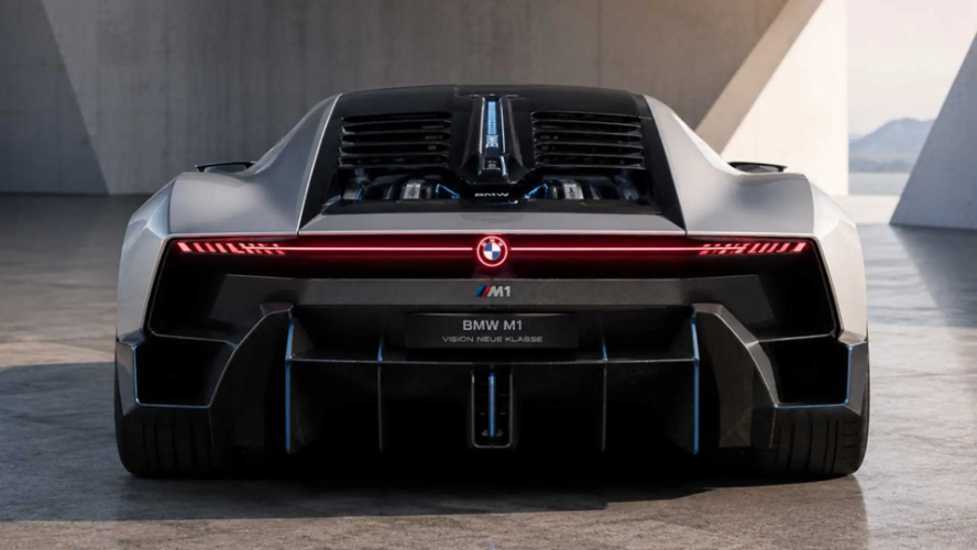 احتمال بازگشت بیامو M1؛ مدیران BMW به ساخت سوپراسپرت جدید امیدوارند