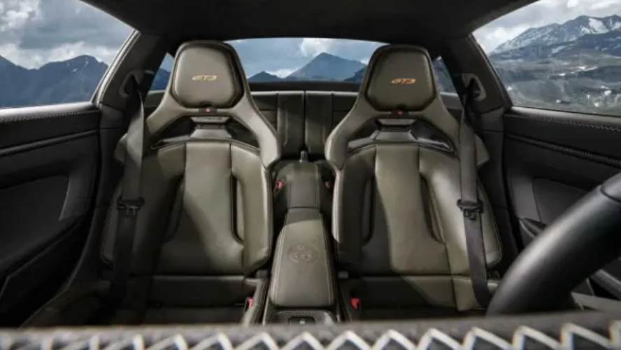 پورشه 911 GT3 برگ‌اسپرت؛ ادای احترام به جاده‌های آلپ