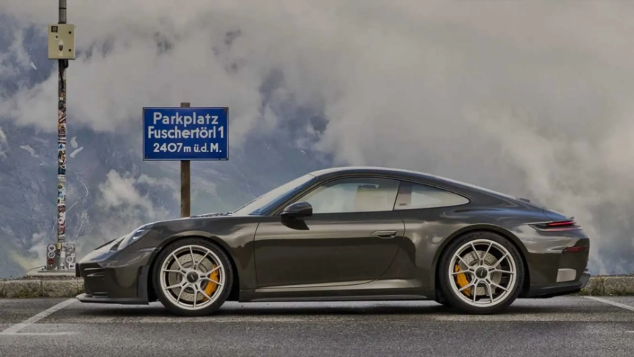 پورشه 911 GT3 برگ‌اسپرت؛ ادای احترام به جاده‌های آلپ